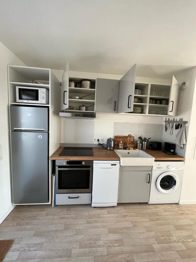 Modern And Bright Apartment Near Paris La Courneuve Esterno foto